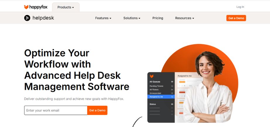 it service desk tools - happyfox